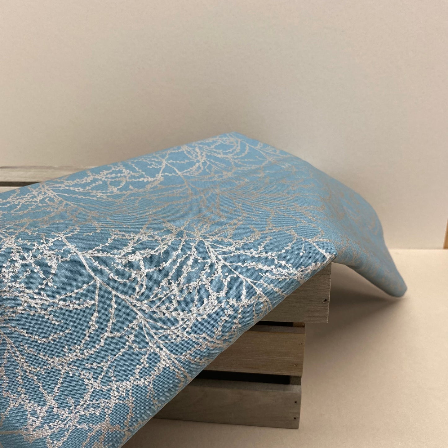 Robert Kaufman Winter Shimmer Cotton 1.2m