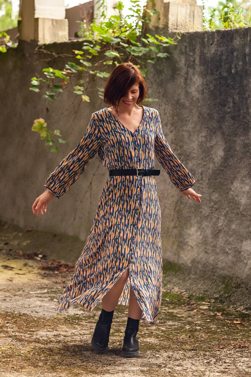 Eglantine et Zoe Roc Purple Viscose Poplin Fabric