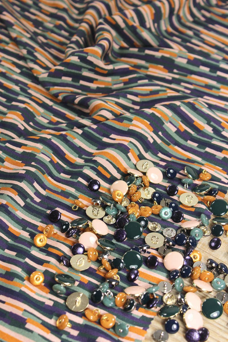Eglantine et Zoe Roc Purple Viscose Poplin Fabric