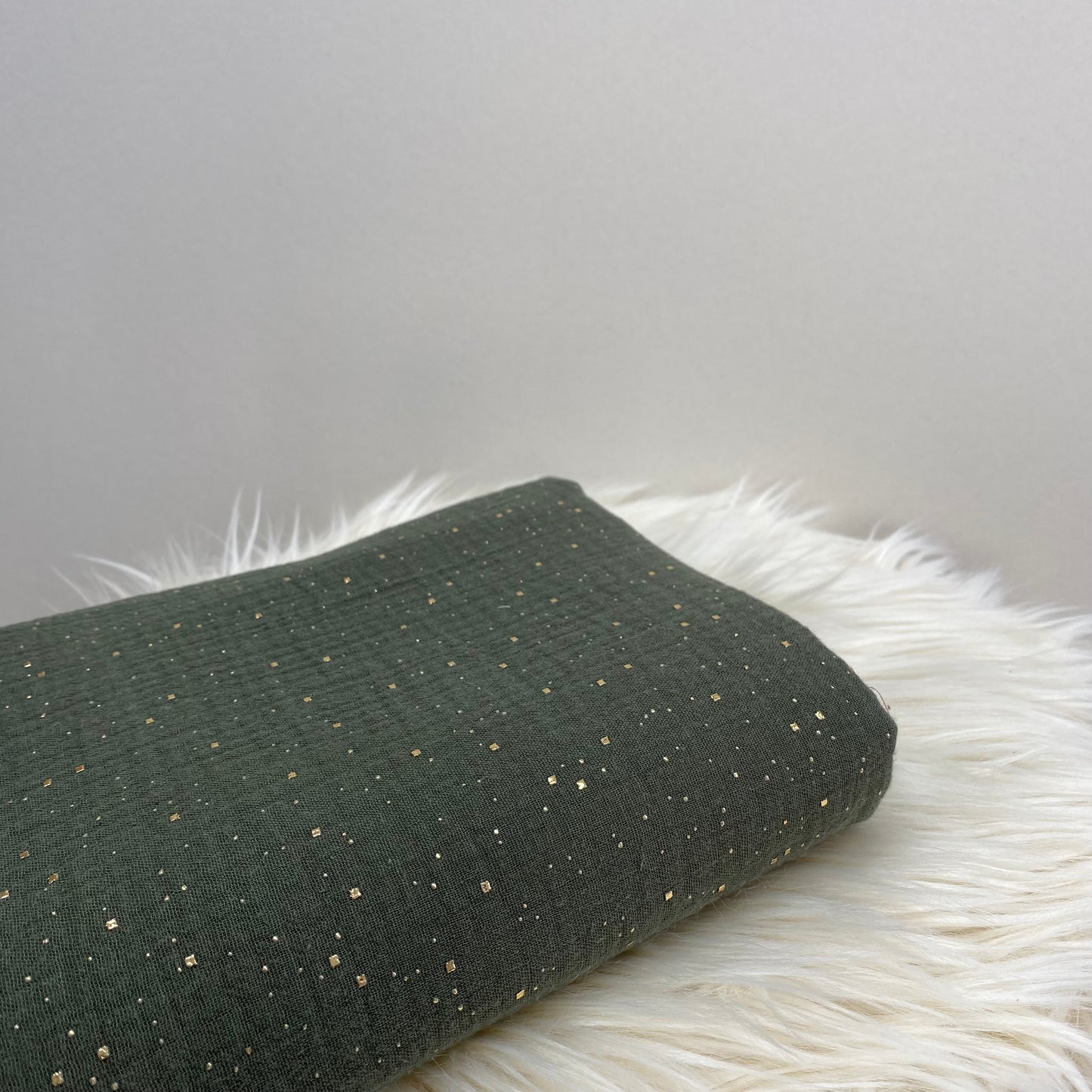 Olivia Double Gauze Fabric Dewdrops Olive 1.5m