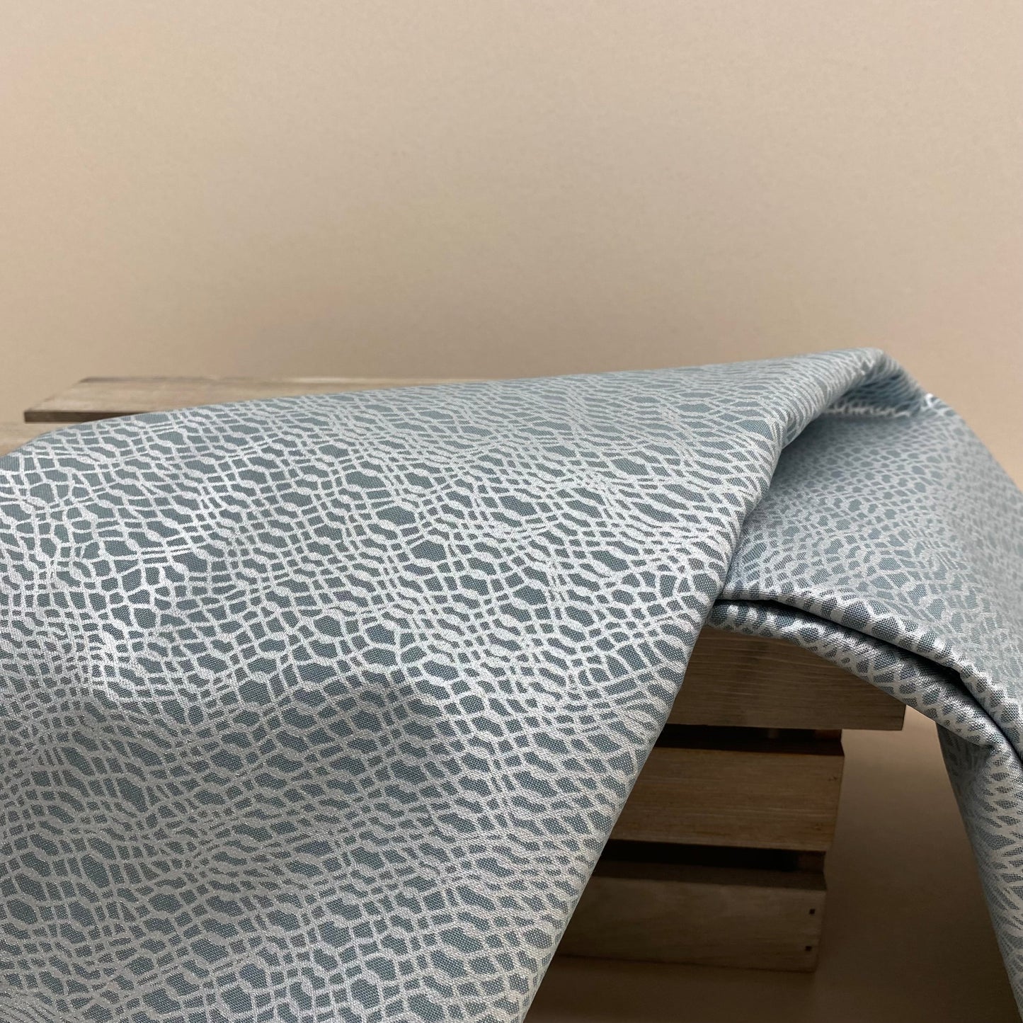 Robert Kaufman Shimmer On Cotton 2.55m