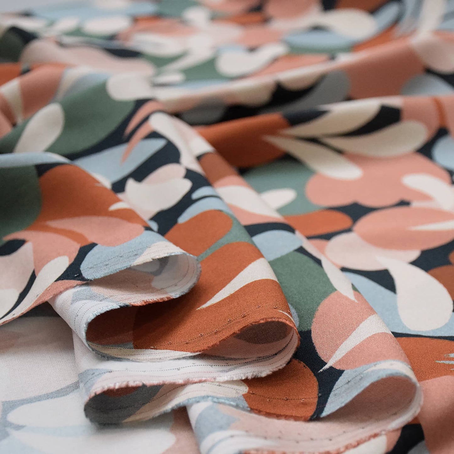 Cousette Sonora Flowers Carbon Viscose
