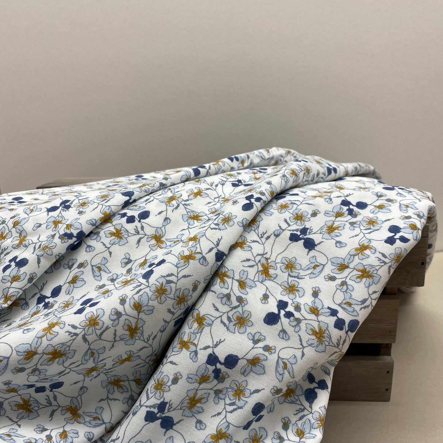 Viscose Poplin Wild Flowers Print