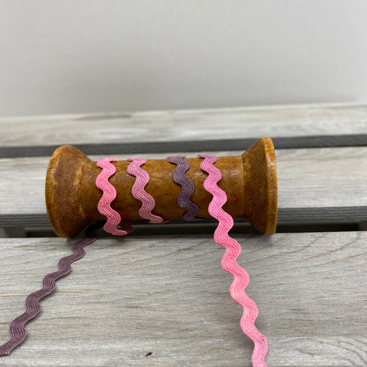 Variegated Pink Ombre Ric Rac 6mm
