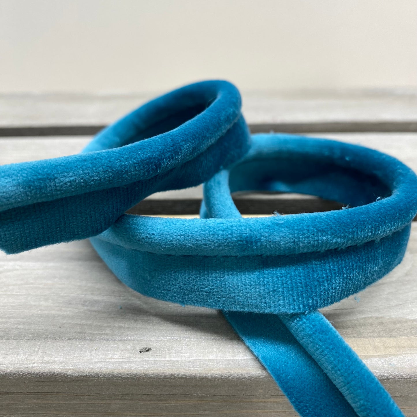 Velvet Insertion Piping 20mm