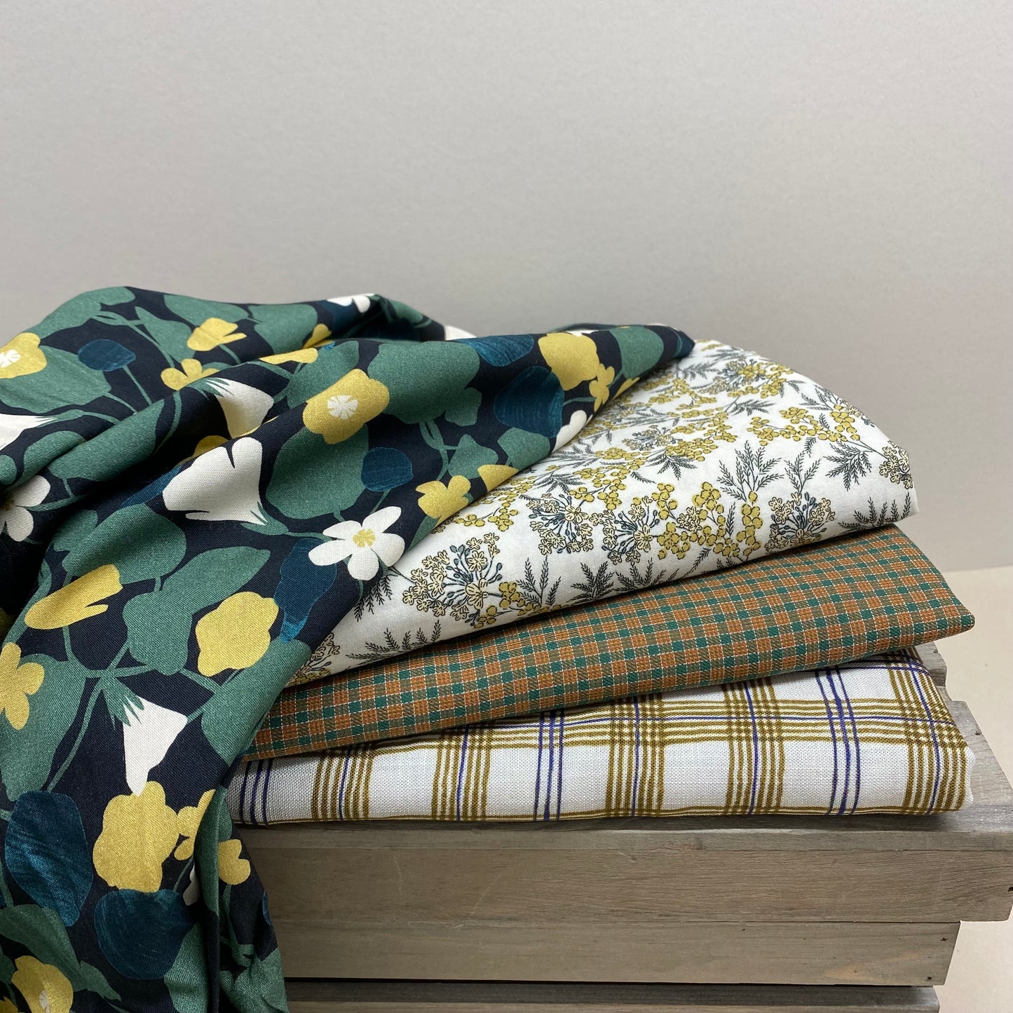 Cousette Capucine Flowers Viscose Fabric 1.5m