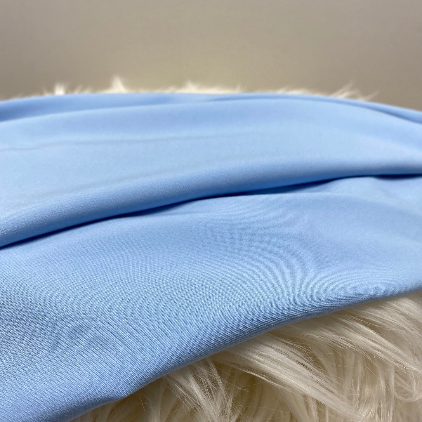Viscose Stretch Poplin Blue Eyes