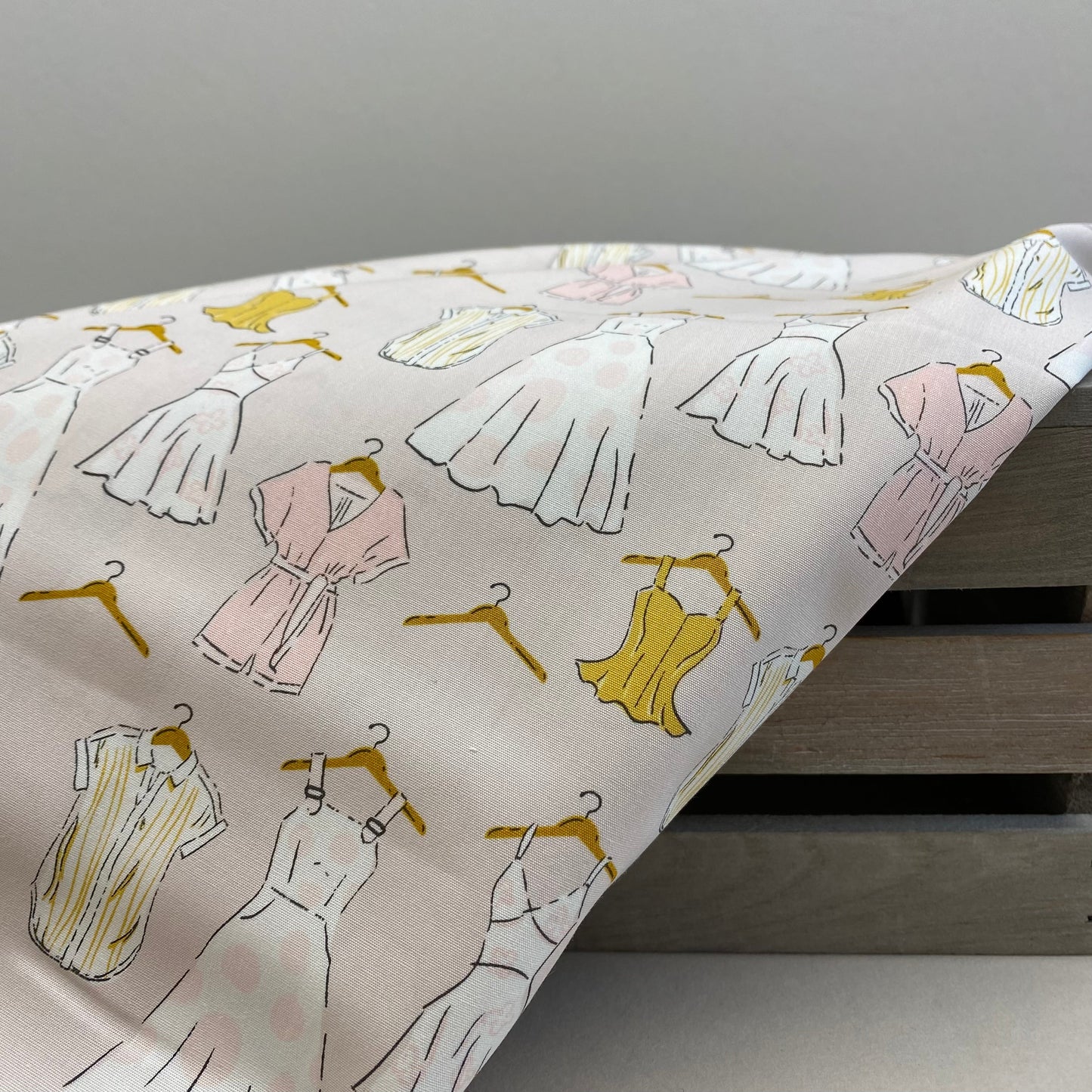 Art Gallery Tailor-Made Cotton Poplin FAT QUARTER