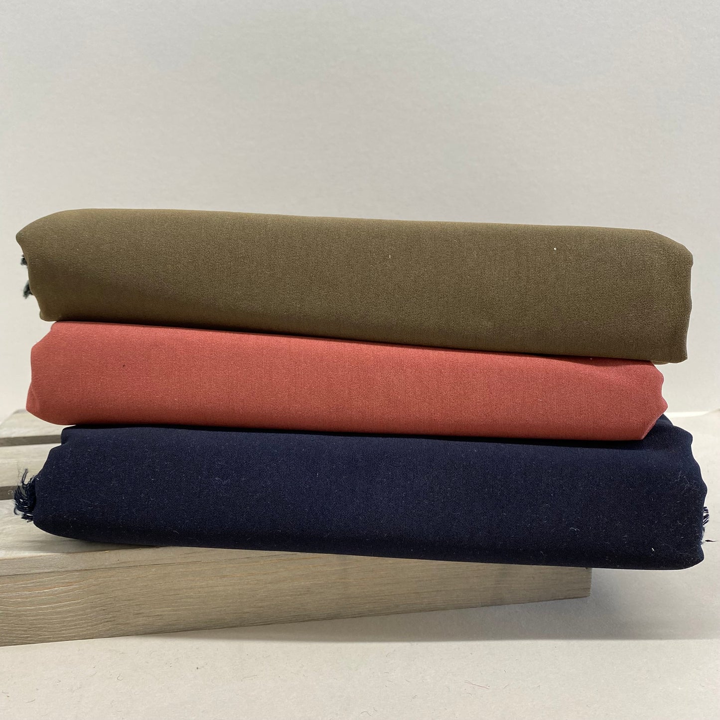 Stretch Viscose Bengaline Fabric Navy
