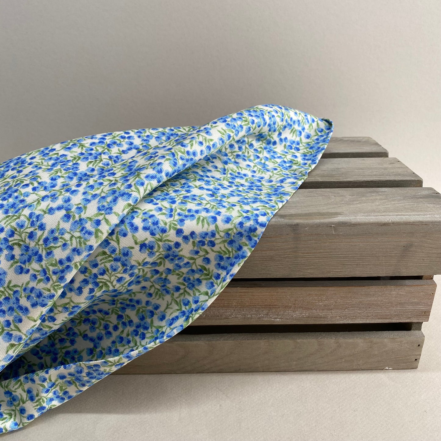 Bluebell Carpet Viscose Viella Print 2.45m