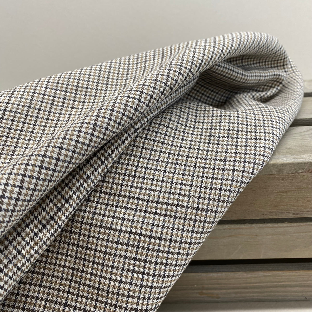 Hazelnut Houndstooth Linen Blend 3m