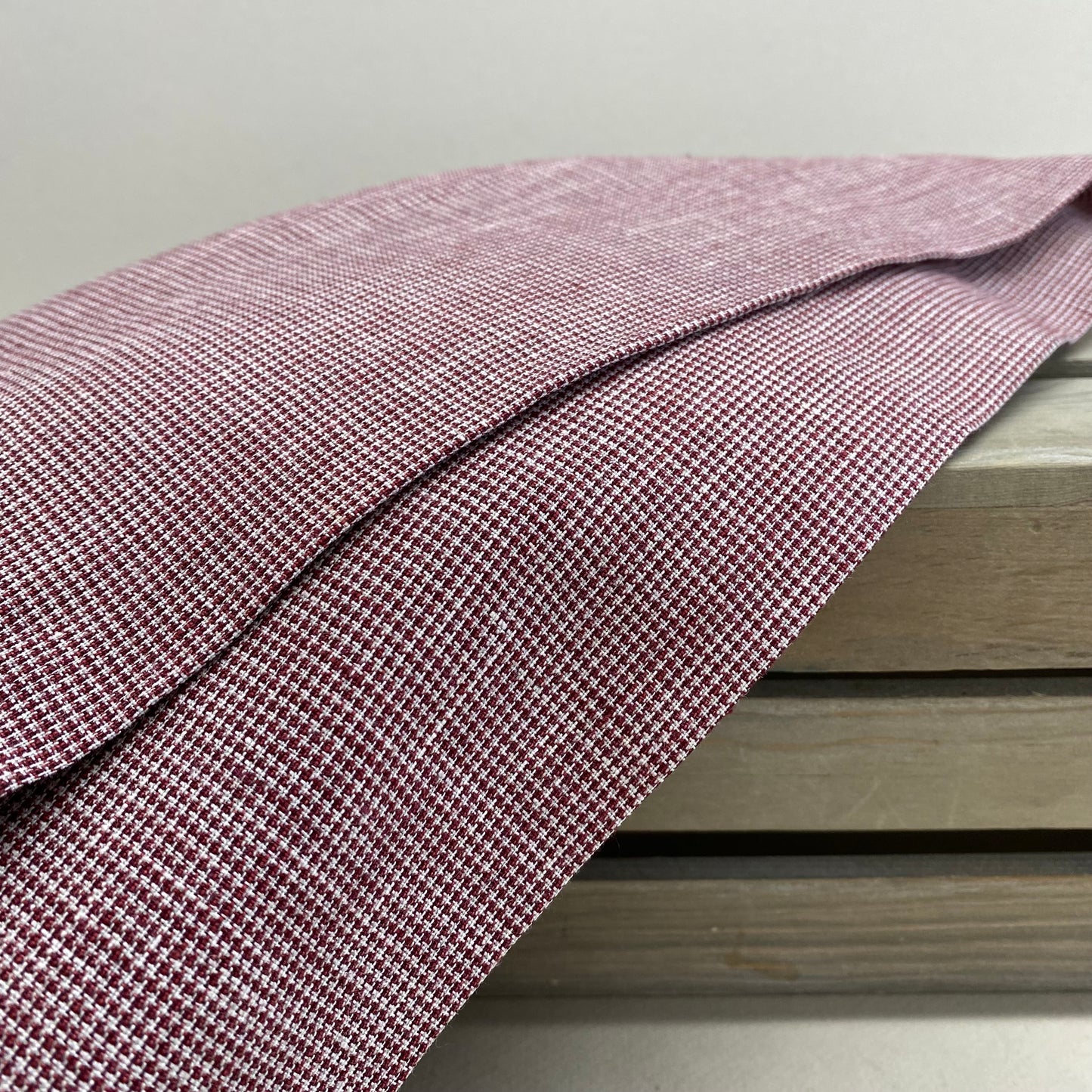 Carmine Puppytooth Linen Blend 3m