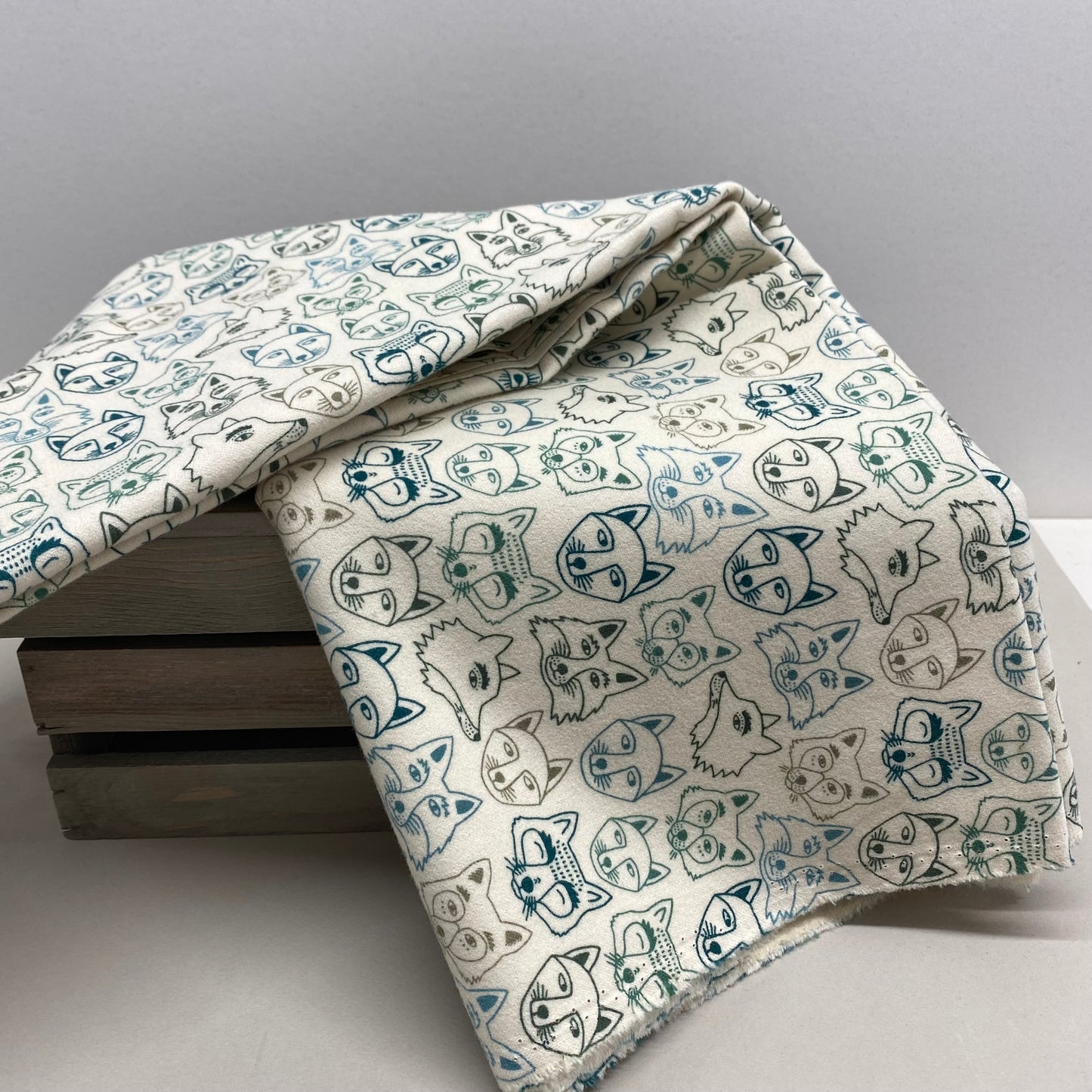 Art Gallery Flannel Hello Fox Sycamore