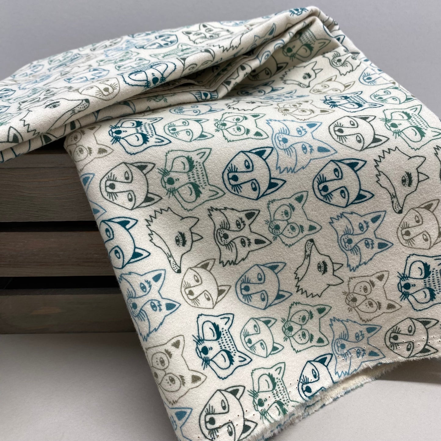 Art Gallery Flannel Hello Fox Sycamore