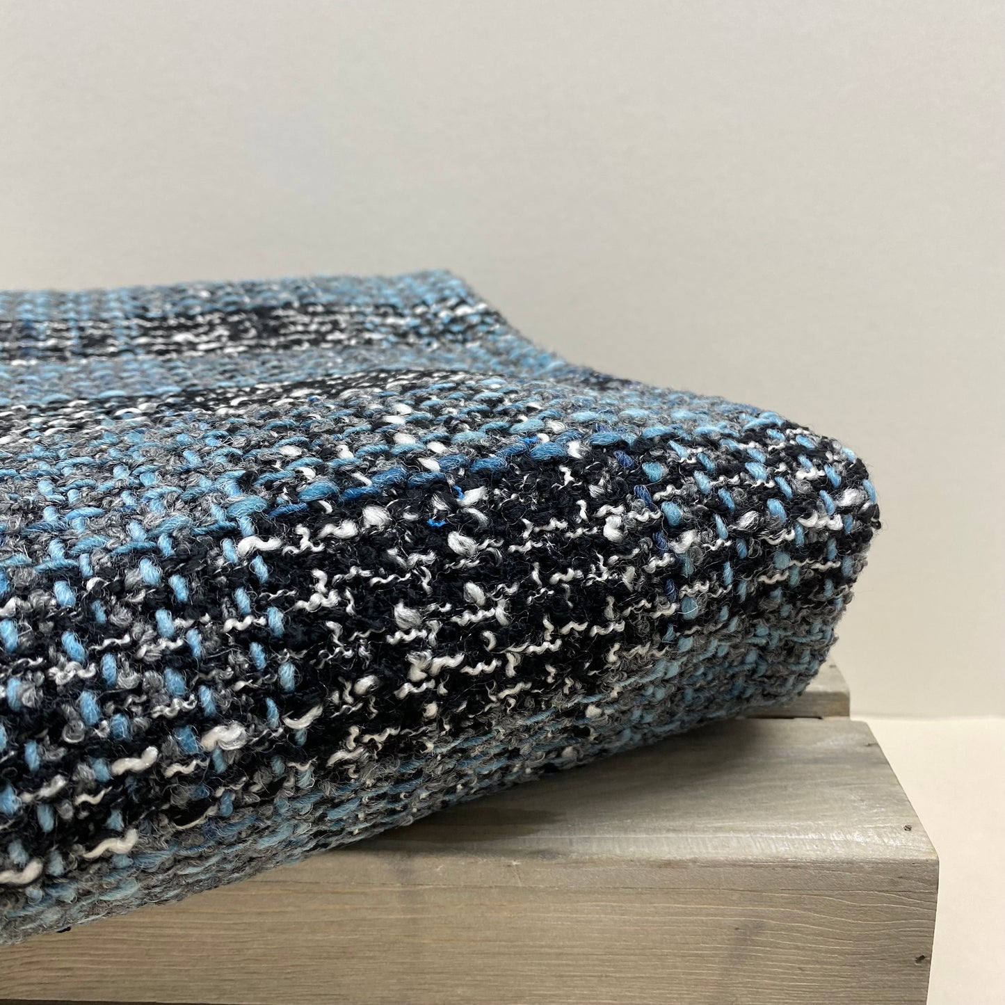 Open Weave Wool Viscose Blend Grey Blue Herringbone 1m