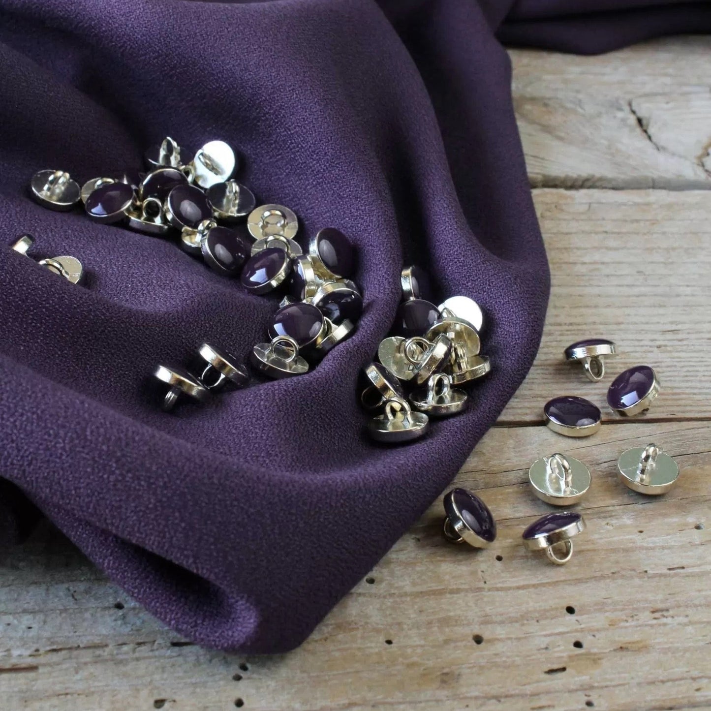 Eglantine et Zoe Viscose Crepe Violet