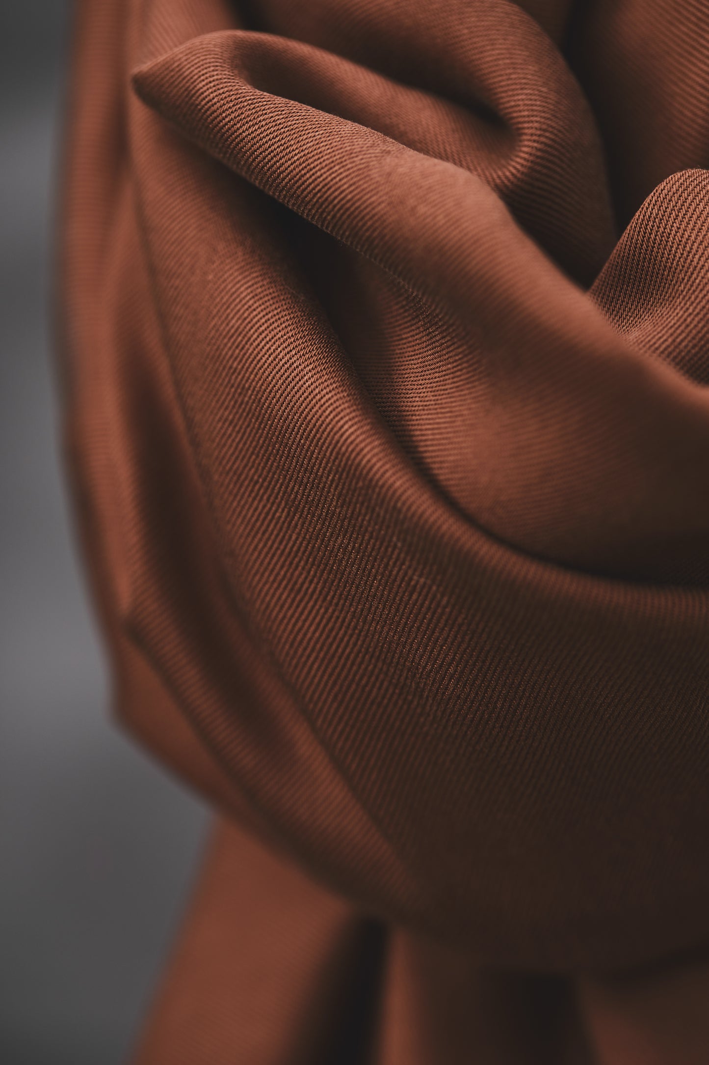 meetMILK New Smooth Drape Twill Pecan