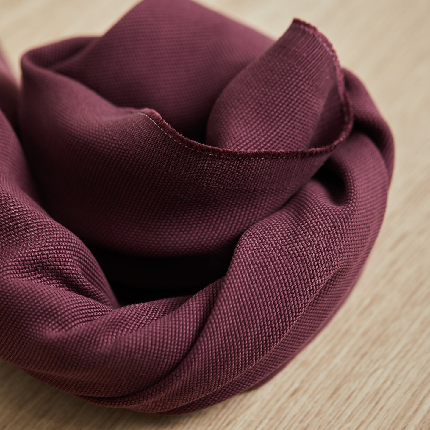 meetMILK Tabby Tencel Canvas Maroon