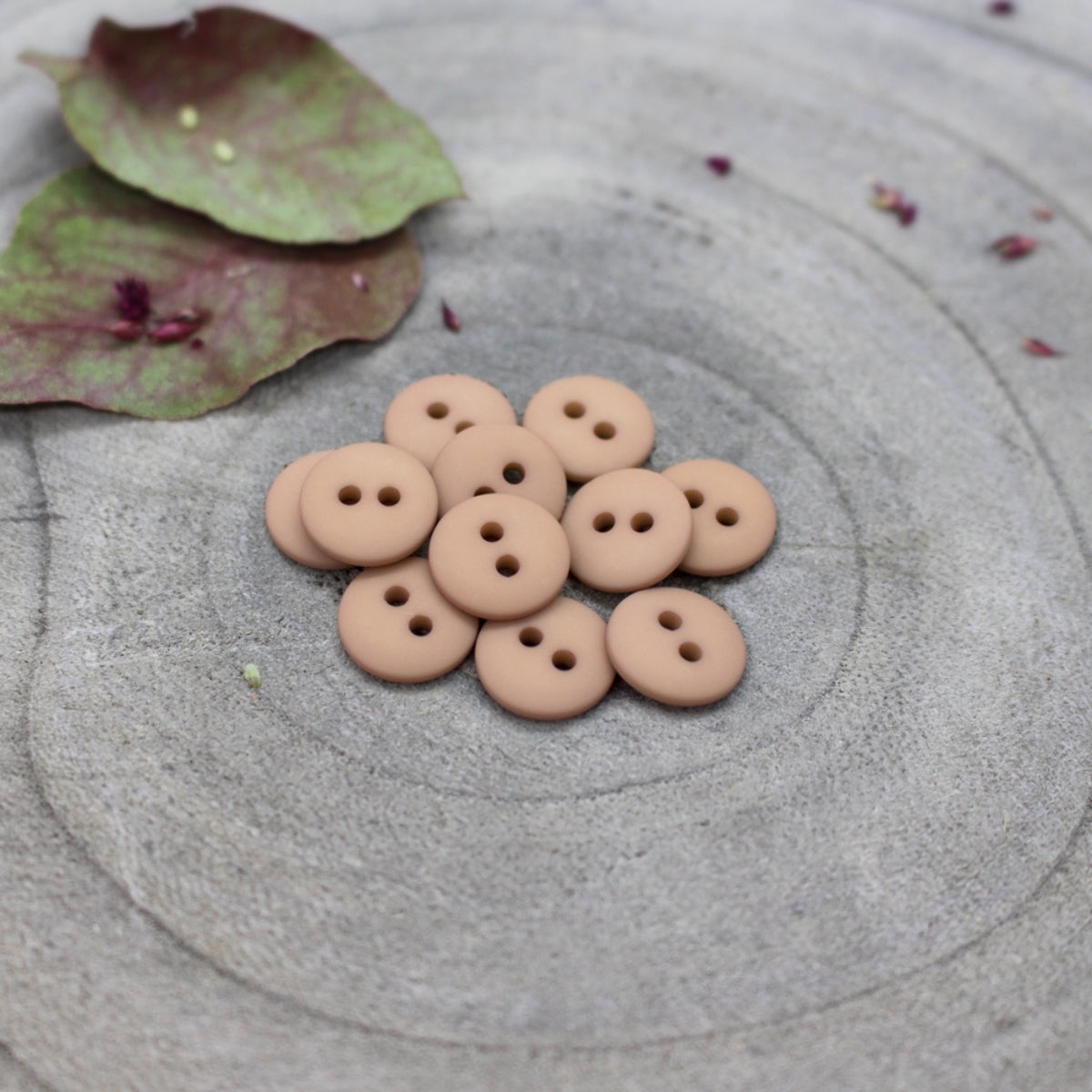 Atelier Brunette Matt Buttons Maple