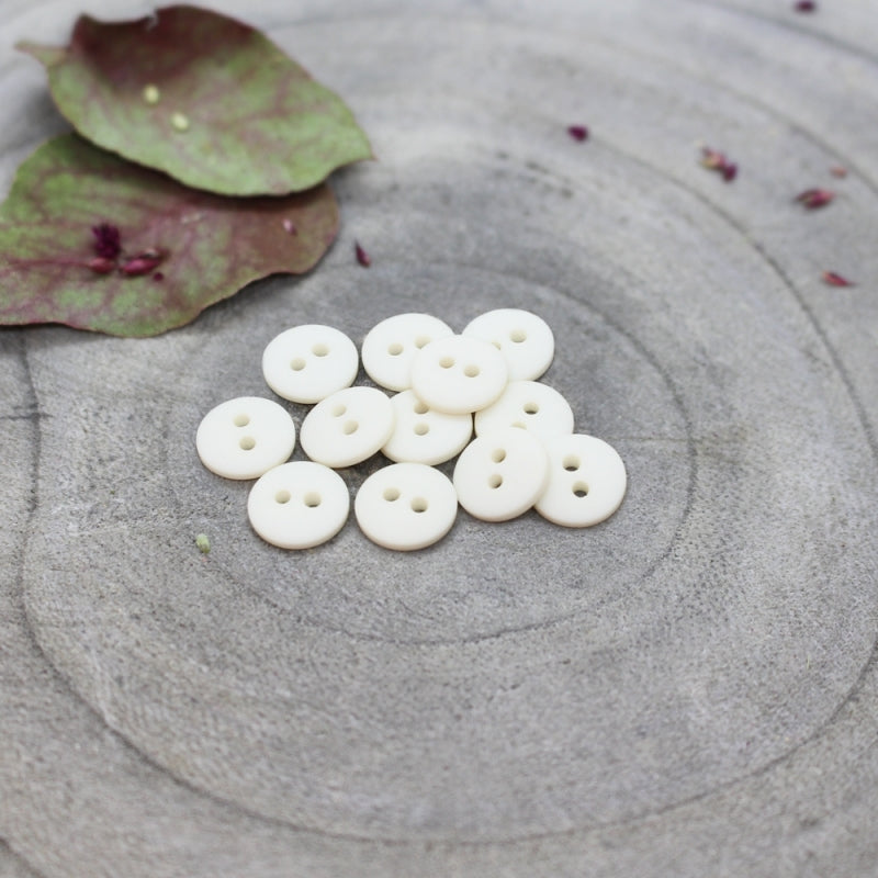 Atelier Brunette Matt Buttons Off White