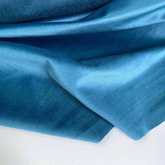 French Velvet  La Tissu by Domotex Petrol