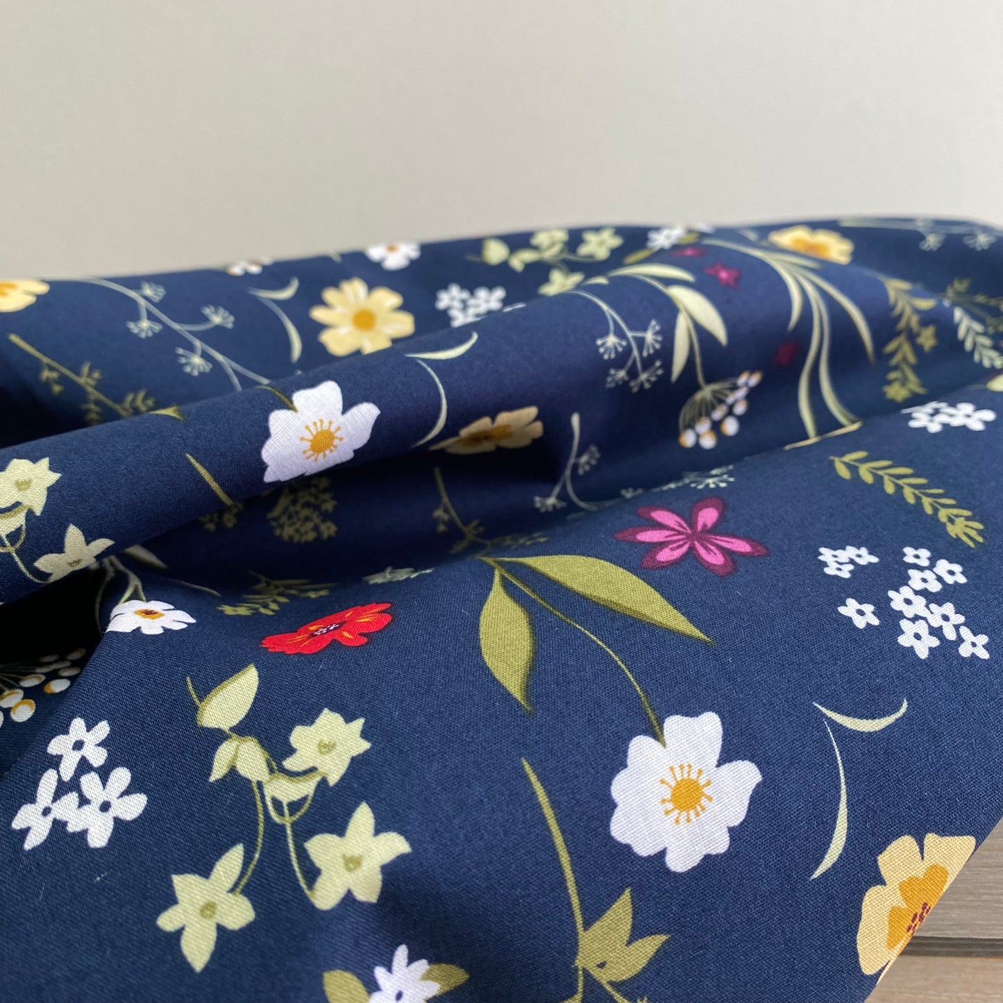 Meadow Cotton Poplin Navy