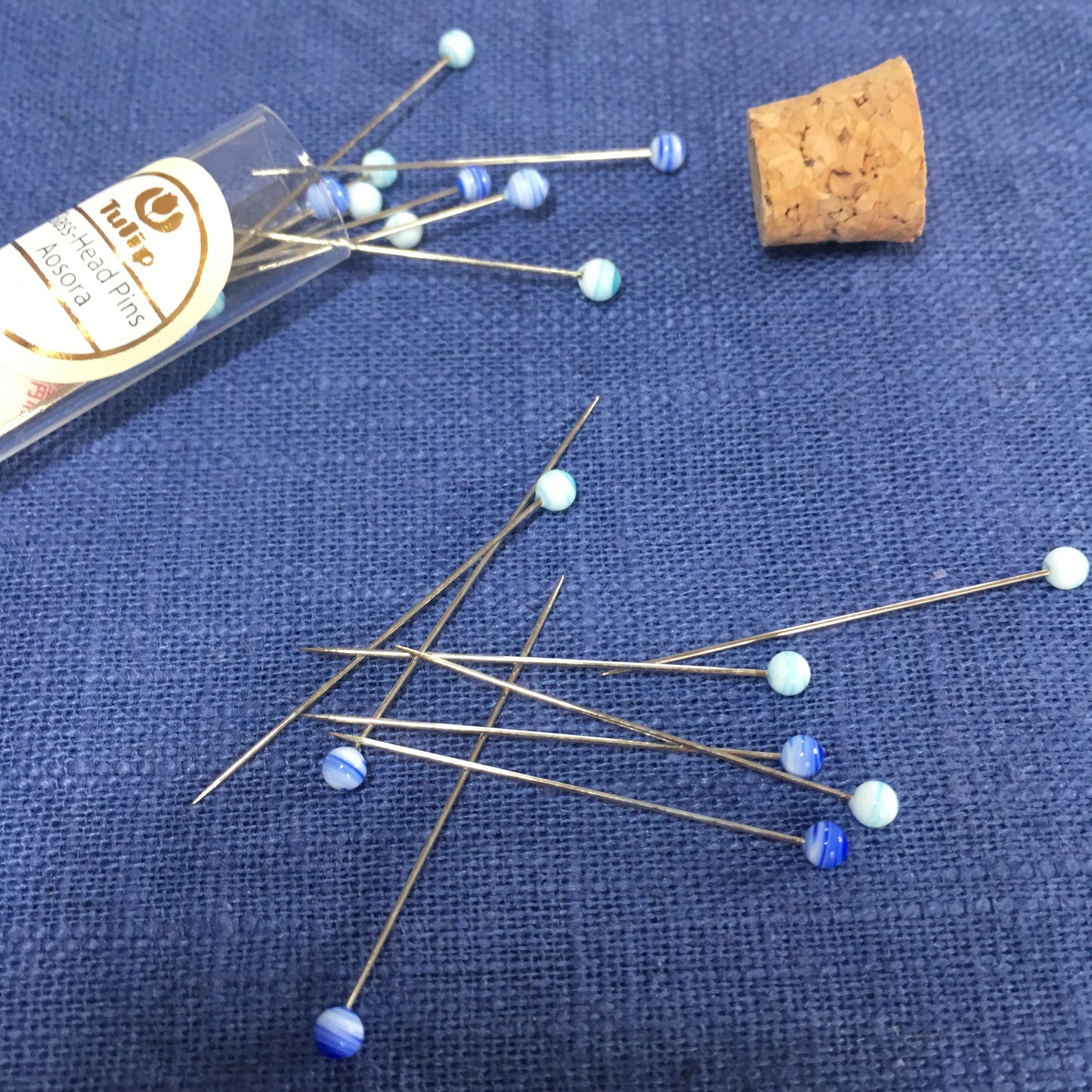 Tulip Aosora Glass Head Pins