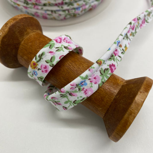 Floral Cotton Insertion Piping Pink