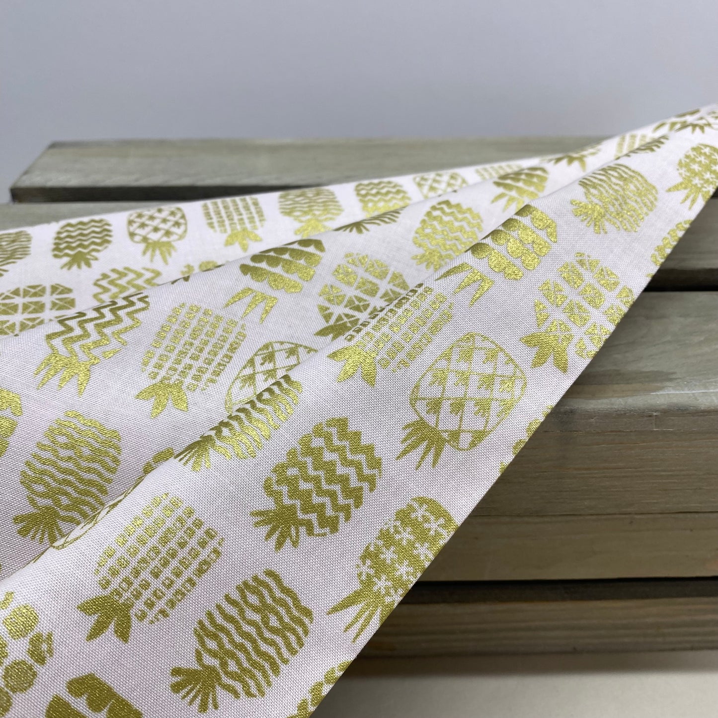 Dashwood Ocean Drive Pineapple Cotton Pink
