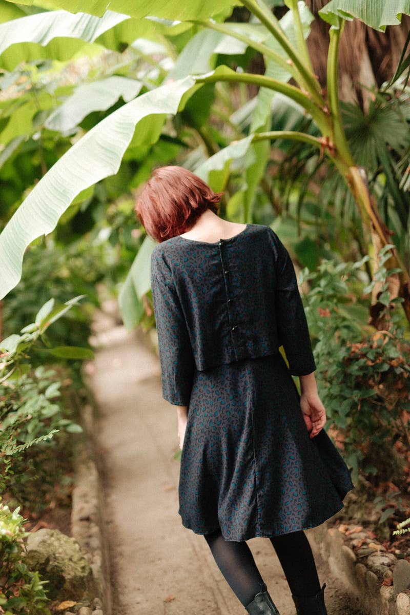 Eglantine et Zoe Jungle Collection Bagheera Anthracite Viscose Fabric