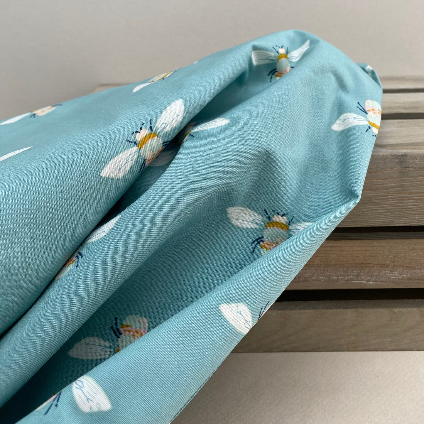 Art Gallery Bumble Buzz From Garden Dreamer By Maureen Cracknell 2.65m