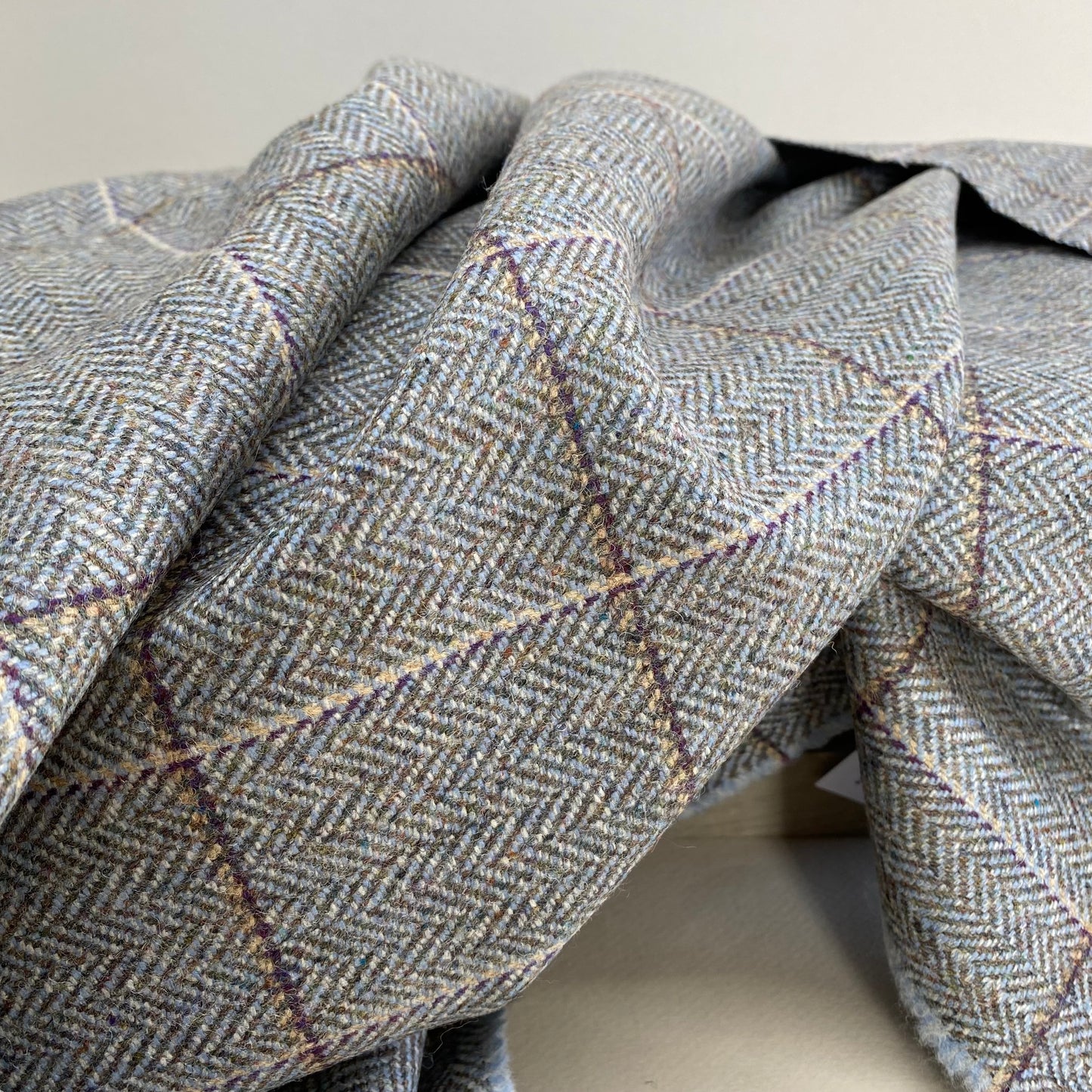 Ex Designer Wool Suit Length 3m Grey Check