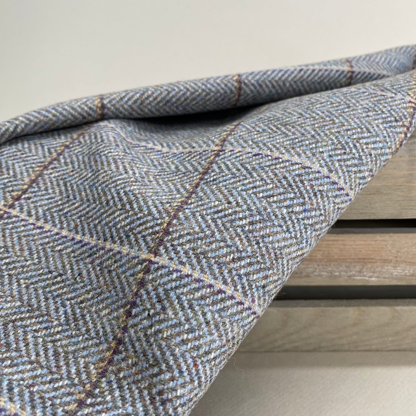 Ex Designer Wool Suit Length 3m Grey Check