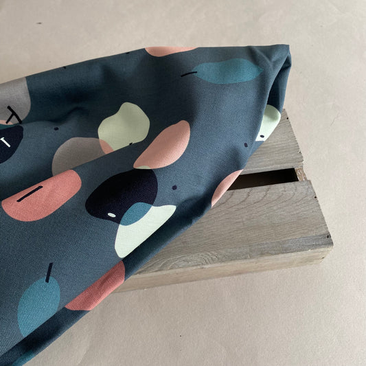 Hello Heidi Apples Linen Canvas 2.5m