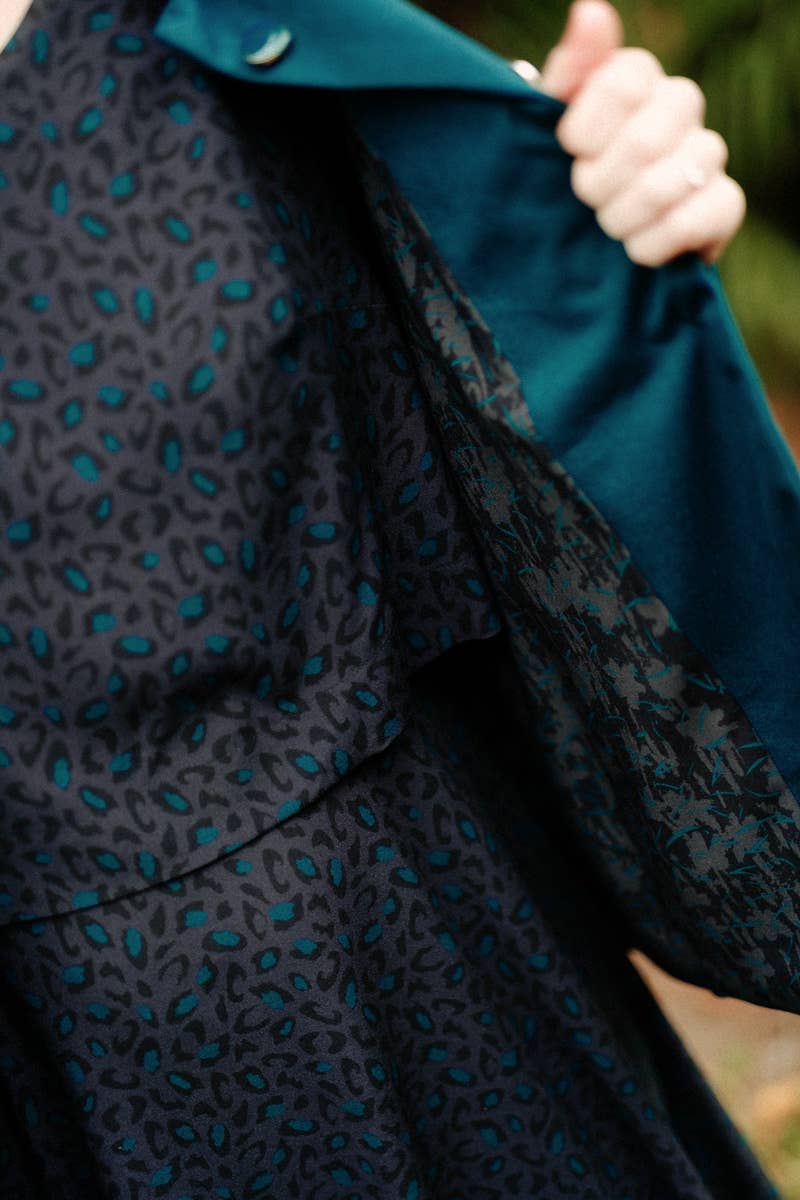 Eglantine et Zoe Jungle Collection Bagheera Anthracite Viscose Fabric