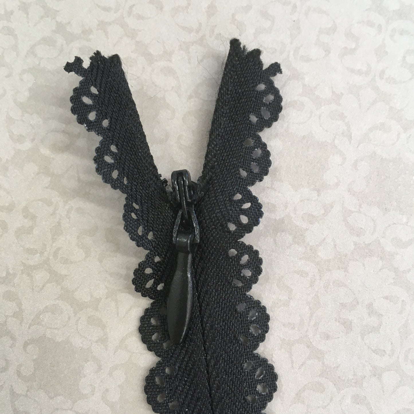 Lace Adjustable Invisble  Zips